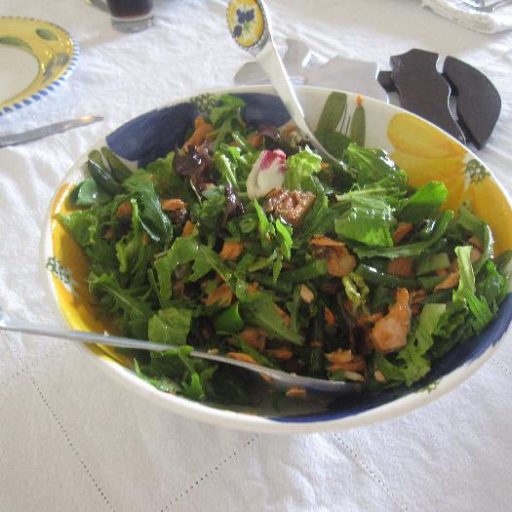 Ensalada De Salmón Sellado