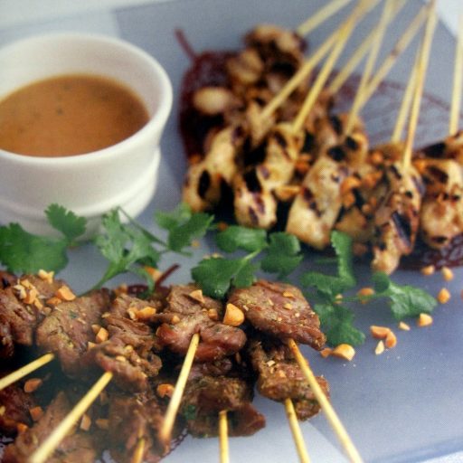 Pollo Satay Con Salsa De Maní
