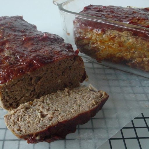 Pastel De Carne Con Salsa Chile