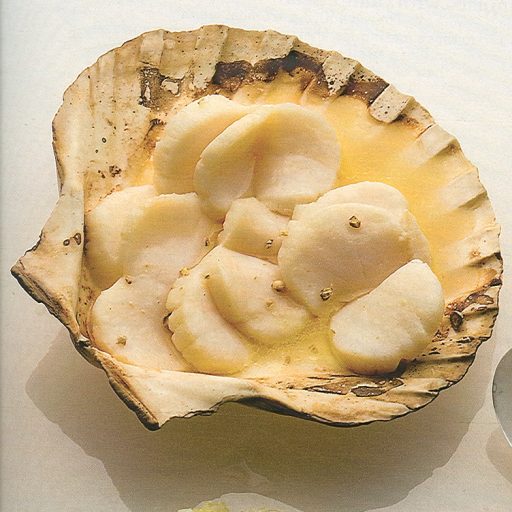 Coquilles St Jacques O Vieras Con Salsa Blanca De Mantequilla O Beurre Blanc