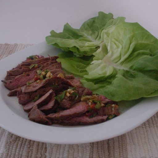 Wrap De Carne Thai En Hojas De Lechuga