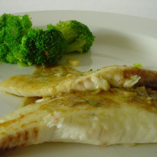 Tilapia Con Salsa De Cítricos Y Anchoas